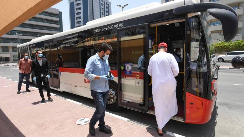 UAE: கட்டணம் செலுத்தாமல் பயணம் செல்வது உள்ளிட்ட விதிமீறல் புரிந்த 3,000 க்கும் மேற்பட்ட பேருந்து பயணிகள், டாக்ஸி ஓட்டுநர்களுக்கு அபராதம்..!!