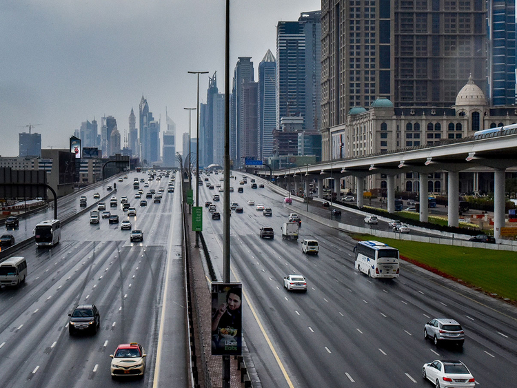 UAE: வார இறுதி நாட்களில் அதிக மழை பெய்ய வாய்ப்பு..!! தேசிய வானிலை ஆய்வு மையம் தகவல்..!!