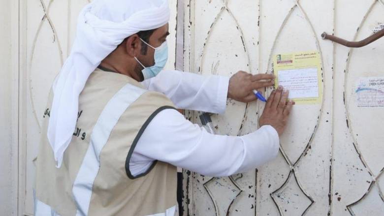 UAE: குடும்பங்கள் வசிக்கும் பகுதிகளில் தங்கி வந்த பேச்சுலர்களை வெளியேற்றும் சோதனை நீட்டிப்பு..!! அபார்ட்மெண்ட்களிலும் தொடர்கிறது அதிகாரிகளின் சோதனை..!!