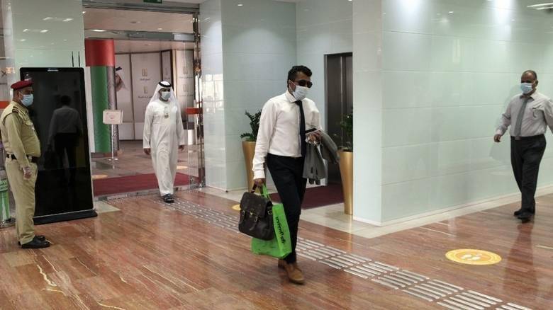 UAE: கொரோனா பரவலை தொடர்ந்து அரசு ஊழியர்களுக்கு வழங்கப்பட்ட விதிவிலக்குகளை ரத்து செய்த அமீரக அரசு..!!