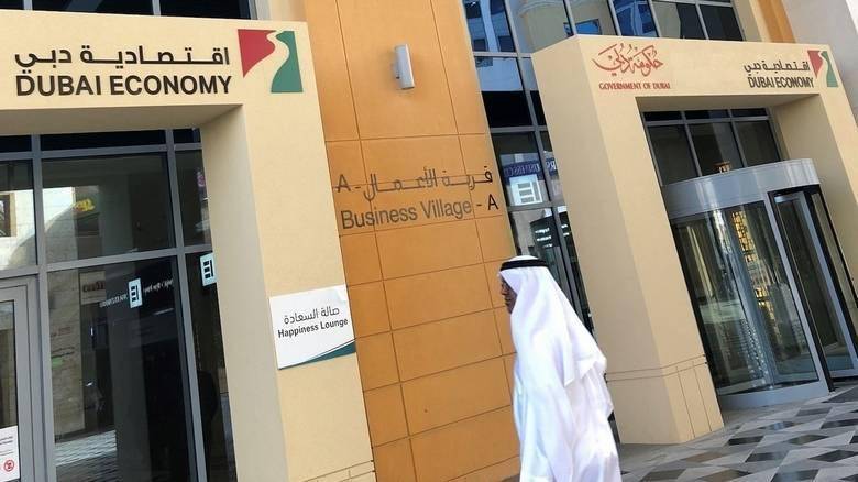 UAE: அமீரகத்தில் 100 சதவீத ஓனர்ஷிப்புடன் தொழில்புரிய அனுமதிக்கும் புதிய சட்டம் ஜூன் 1 முதல் அமல்..!! அமீரக அரசு அறிவிப்பு..!!