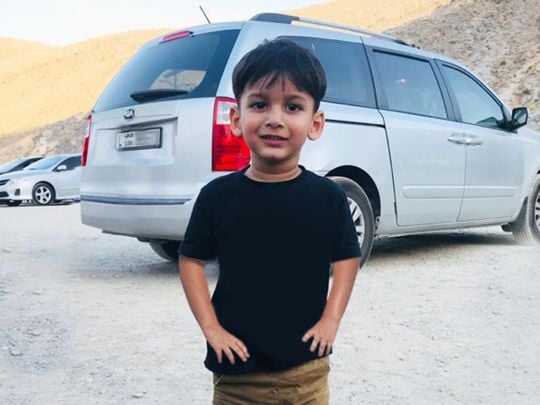 UAE: மலைப்பகுதியில் காணாமல் போன இந்திய சிறுவன்..!! மும்முரமாக தேடுதல் வேட்டை நடத்தி சிறுவனைக் காப்பாற்றிய காவல்துறை..!!