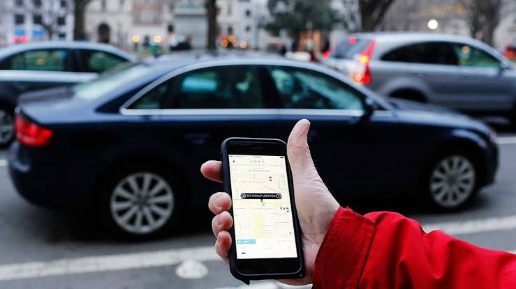 UAE: கொரோனா தடுப்பூசி போடும் நபர்களுக்கு இலவச பயணம்..!! Uber அதிரடி அறிவிப்பு..!!