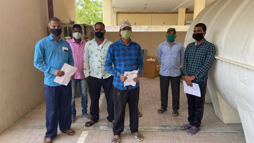 ஏஜெண்டை நம்பி அமீரகம் வந்து உணவு, வேலை இல்லாமல் தவிக்கும் இந்திய தொழிலாளர்கள்..!!