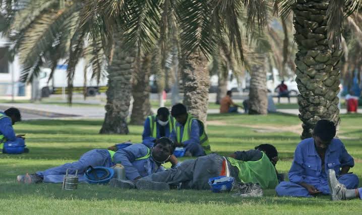 குவைத்தில் துவங்கிய 5 மணி நேர மதிய ஓய்வு இடைவேளை..!! தொழிலாளர்கள் மகிழ்ச்சி..!!