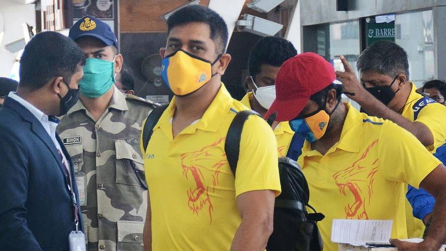 “தயாராகுங்கள் மக்களே”.. IPL போட்டிக்காக அமீரகம் வரும் தோனி தலைமையிலான CSK அணி..!!