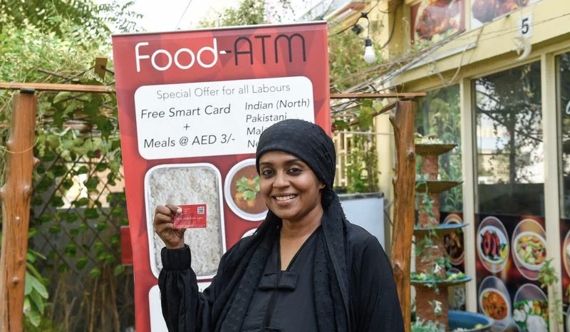 UAE: வெறும் 3 திர்ஹமில் ஒரு வேளை உணவு.. தொழிலாளர்களுக்காக வீட்டை விற்று உணவகம் அமைத்த இந்தியப் பெண்..!!