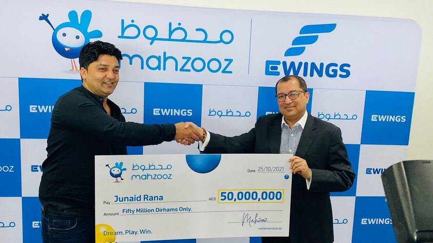UAE: டிரைவராக இருந்தவருக்கு அடித்த அதிர்ஷ்டம்..!! ஒரே நாளில் பெற்ற 100 கோடி ரூபாய்..!!