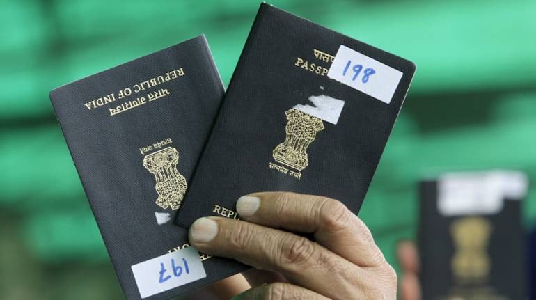UAE: இந்தியர்கள் தங்களின் பாஸ்போர்ட்டை ஒரு வருடத்திற்கு முன்பே புதுப்பிக்கலாம்..!! தூதரக அதிகாரி அறிவுறுத்தல்..!!