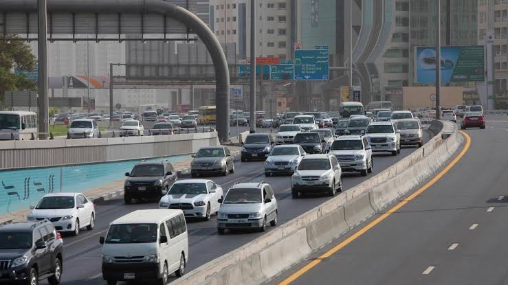 UAE: போக்குவரத்து அபராதத்தில் 50% தள்ளுபடியை அறிவித்த மற்றொரு எமிரேட்..!!