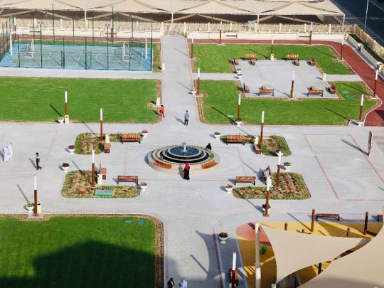 UAE: 4,000 பூக்களை கொண்ட புதிய பூங்கா ஷார்ஜாவில் திறப்பு…!!