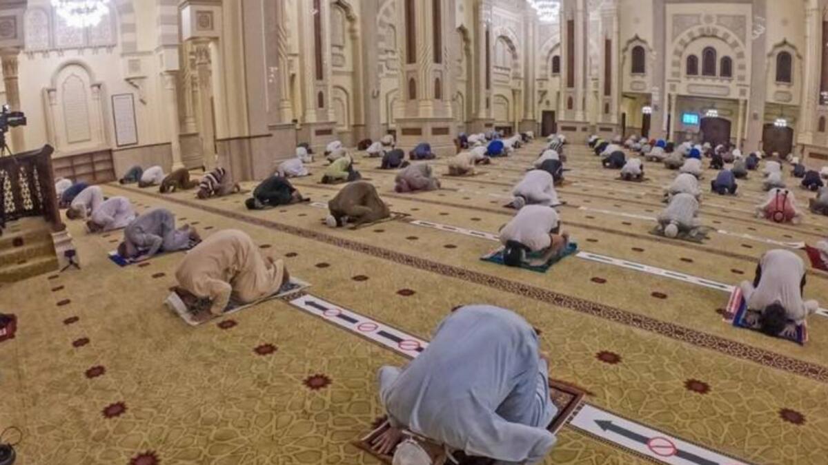 UAE ரமலான் 2022: மசூதிகளில் பின்பற்ற வேண்டிய விதிமுறைகளை வெளியிட்ட பேரிடர் மேலாண்மை ஆணையம்..!!