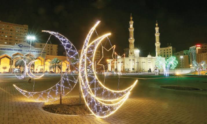 UAE: அரசு நிறுவனங்களுக்கு ரமலான் வேலை நேரங்களை அறிவித்த ஷார்ஜா…!!