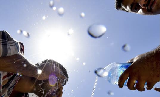 அமீரகத்தில் இன்று வெப்பநிலை 45°C உயரும்..!! வானிலை மையம் தகவல்..!!