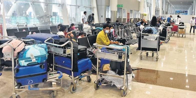 சென்னை உள்ளிட்ட நகரங்களில் இருந்து அமீரகம் பயணிப்பதற்கான டிக்கெட் விலை உயர்வு..!! பயண முகவர்கள் தகவல்..!!