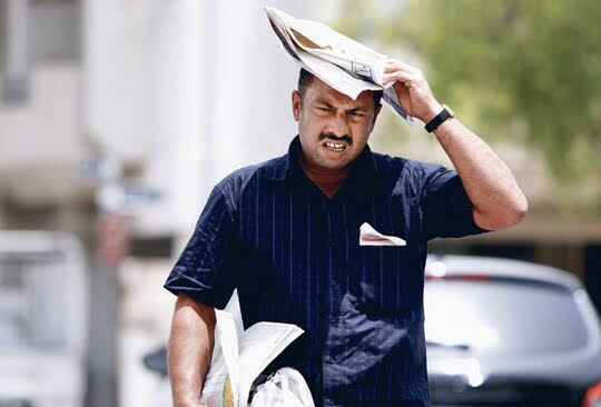 அமீரகத்தில் கொளுத்தும் வெயில்: ஆண்டில் முதன் முறையாக 50°C ஐ தாண்டிய வெப்பநிலை..!!