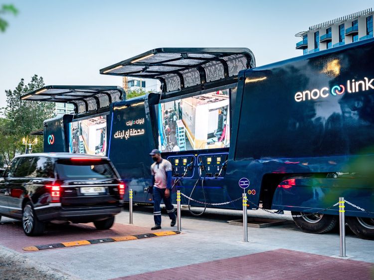 UAE: வாகனங்களுக்கு எளிதாக எரிபொருள் நிரப்ப 10 புதிய eLINK நிலையங்களைத் திறக்கும் ENOC நிறுவனம்..!