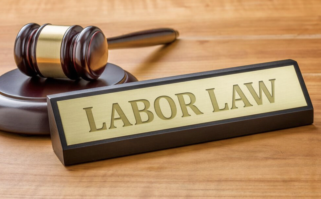 அமீரகத்தில் முதலாளிகள் மற்றும் ஊழியர்கள் LABOUR COMPLAINT செய்வது எப்படி..? MOHRE கூறுவது என்ன..?