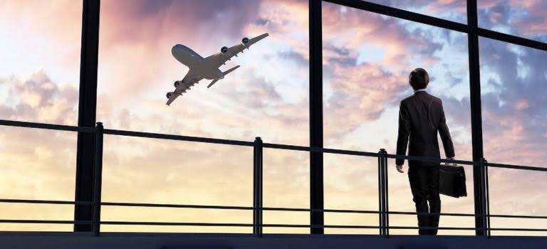 UAE: துபாயில் இருக்கும் NRI-கள் நினைவில் வைத்துக்கொள்ள வேண்டிய வருமான வரி விதிகள்..!