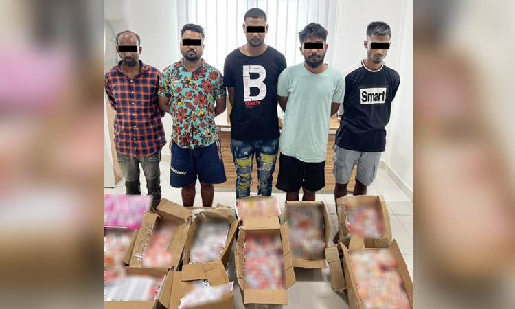 UAE: ஷார்ஜாவில் போலி மசாஜ் சென்டர்களை நடத்திவந்த ஆசிய நாட்டை சேர்ந்த 5 பேர் கொண்ட கும்பல் கைது..!