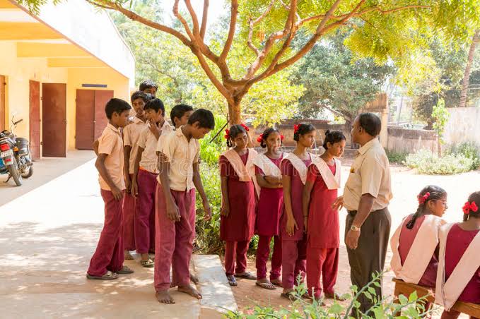 UAE: தமிழக அரசு பள்ளி மாணவர்களின் துபாய் கனவு நனவாகுமா..?