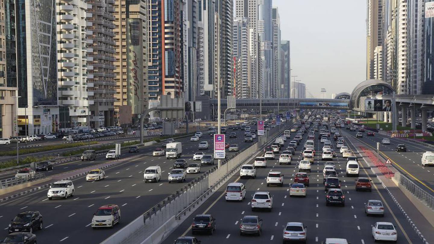 UAE: துபாய் வாகன ஓட்டிகளின் கவனத்திற்கு.. RTA-வின் முக்கிய அறிவிப்பு..!