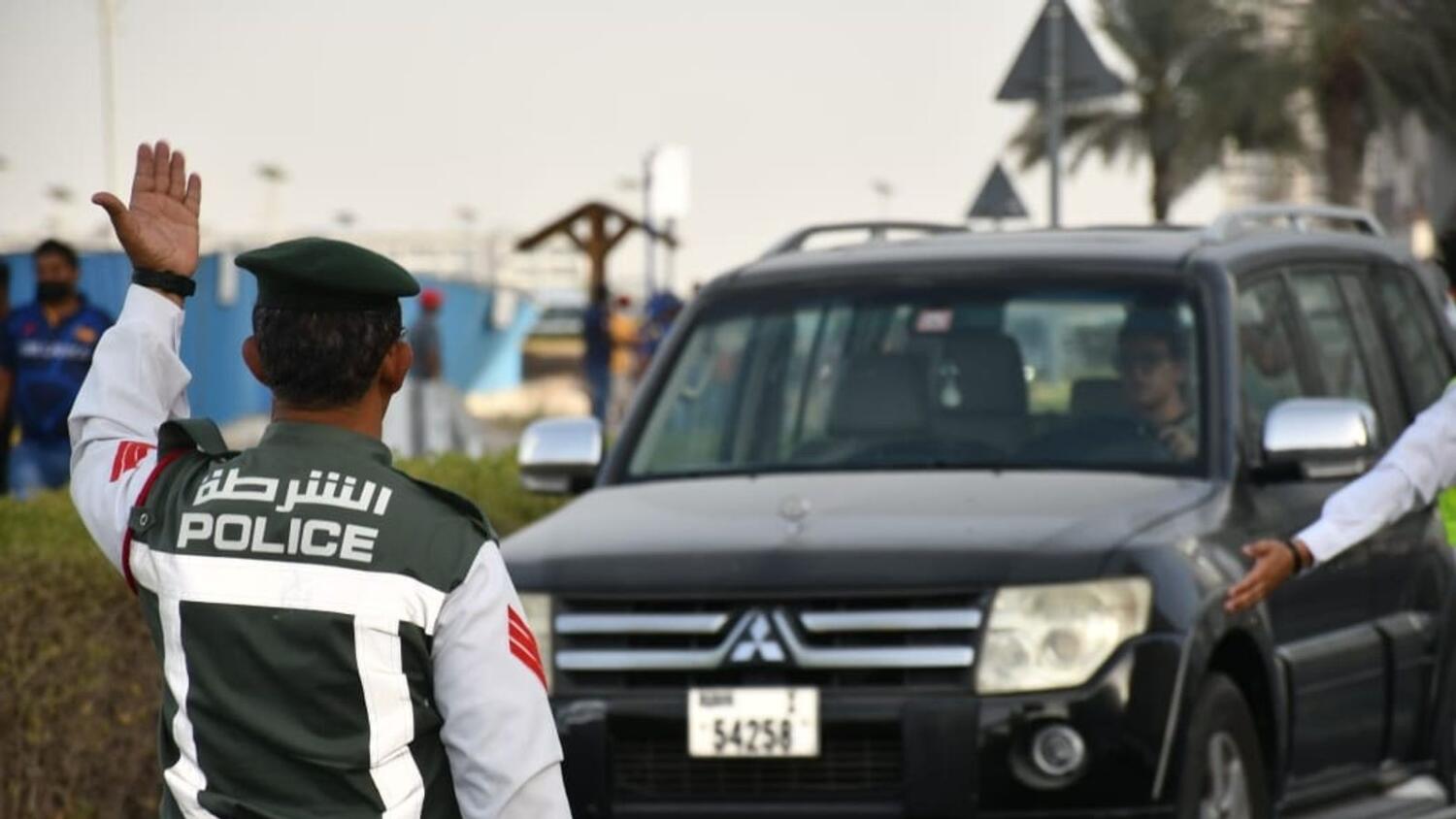 UAE: துபாயில் காவல்துறையினருக்கு பயிற்சி.. குடியிருப்பாளர்களுக்கு அறிவுரை..!
