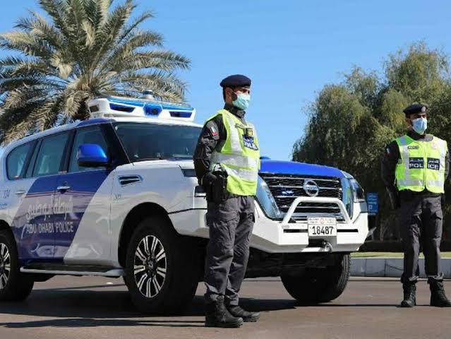 UAE: அபுதாபியில் காவல்துறையினருக்கு பயிற்சி.. குடியிருப்பாளர்கள் மாற்று வழியை பயன்படுத்த அறிவுறுத்தல்..