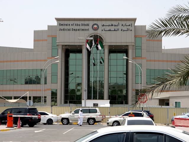 UAE: சம்பளம் சரிவர வழங்கப்படவில்லையா..?? தொழிலாளர் நீதிமன்றத்தில் புகார் செய்வது எப்படி..??