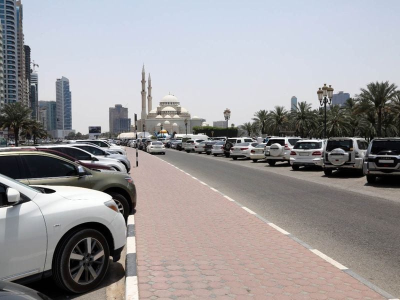 UAE: வாகன ஓட்டிகளுக்கு இலவச பார்க்கிங் அறிவிப்பு..!! புத்தாண்டு தினத்தை முன்னிட்டு முனிசிபாலிட்டி தகவல்..!!