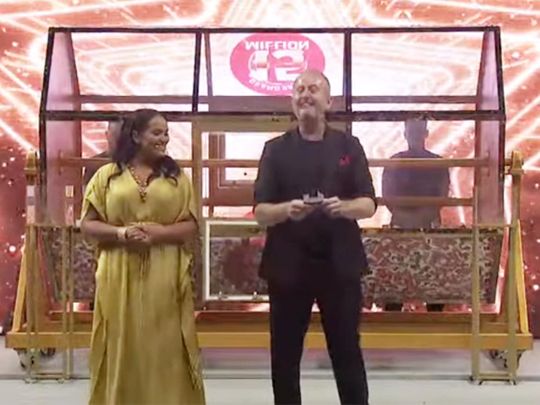 UAE: இந்தியருக்கு அடித்த ஜாக்பாட்..!! பிக் டிக்கெட்டில் 15 மில்லியன் திர்ஹம்ஸ் பரிசுத்தொகையை வென்ற அதிர்ஷ்டசாலி..!!