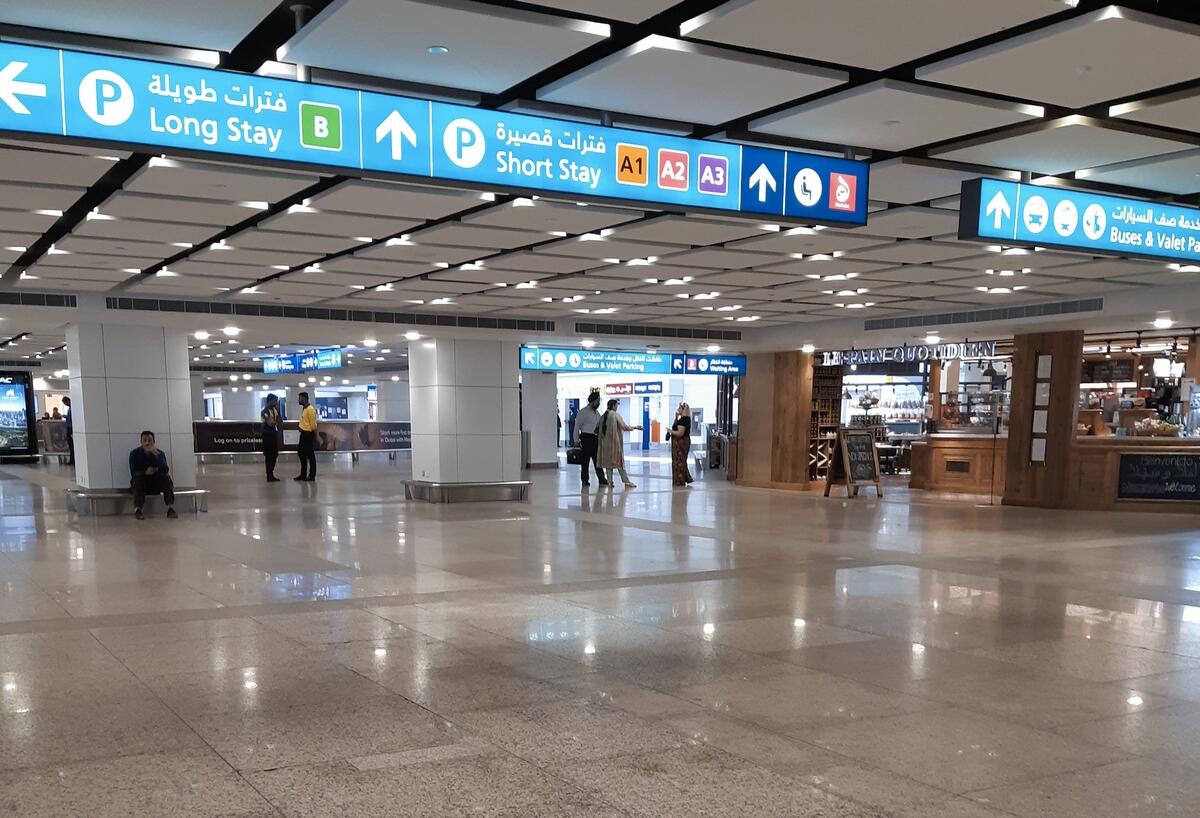 வெளிநாட்டினரிடம் கறாராக அபராதங்களை வசூலிக்க தொடங்கிய குவைத்… சொந்த ஊருக்கு திரும்ப போகணும்னா இதை கட்டாயம் தெரிஞ்சுக்கணும்..!!