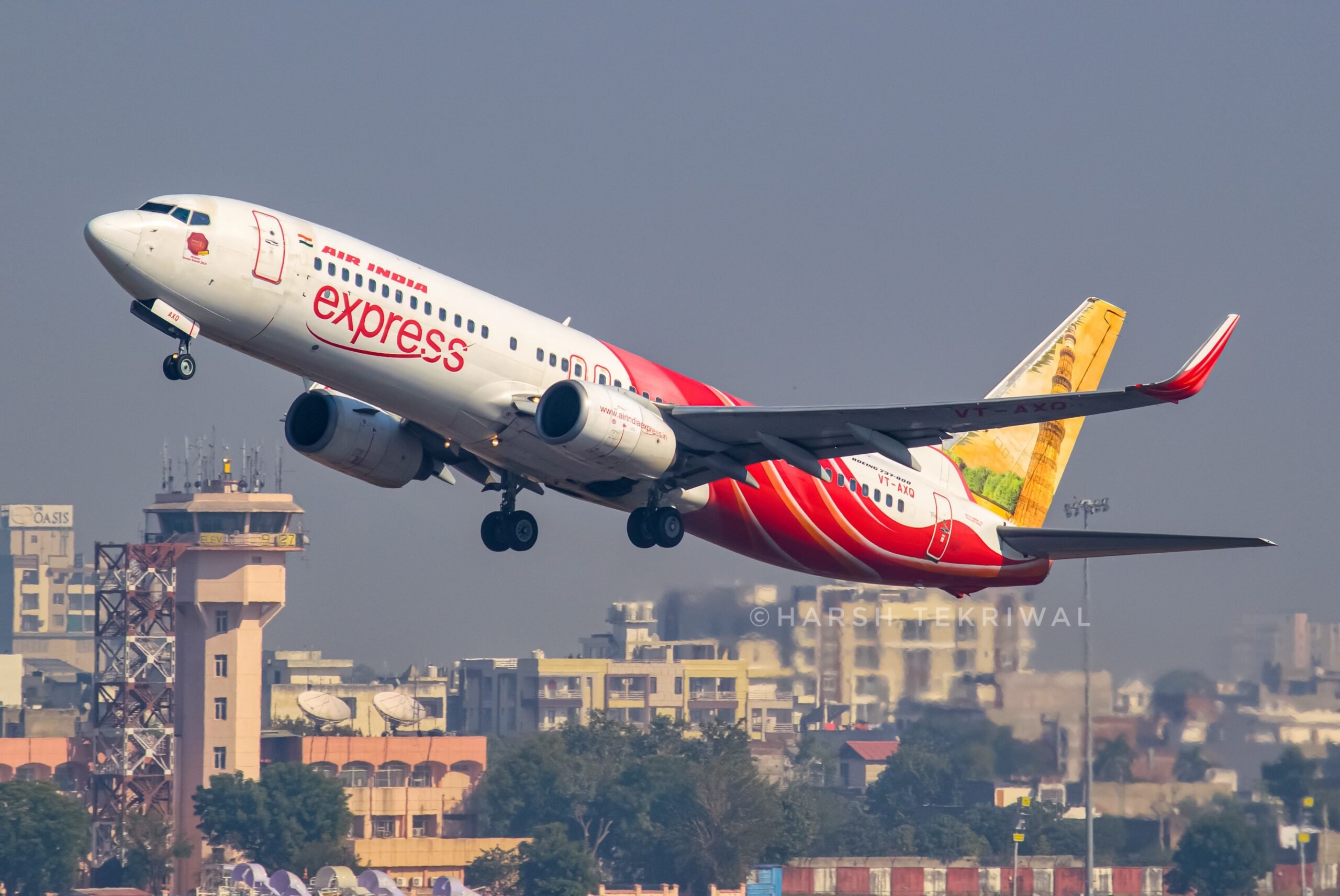 UAE – இந்தியா இடையே கூடுதல் விமானங்களை அறிவித்த ஏர் இந்தியா எக்ஸ்பிரஸ்.. கோடைகால விடுமுறைக்காக சிறப்பு நடவடிக்கை..!!