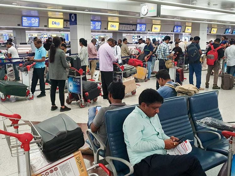 பயணத்தை எளிதாக்க துபாய் மற்றும் அபுதாபியில் ‘ஹோம் செக்-இன்’ சேவையை வழங்கும் விமான நிறுவனங்கள்.. எப்படி பெறுவது..?