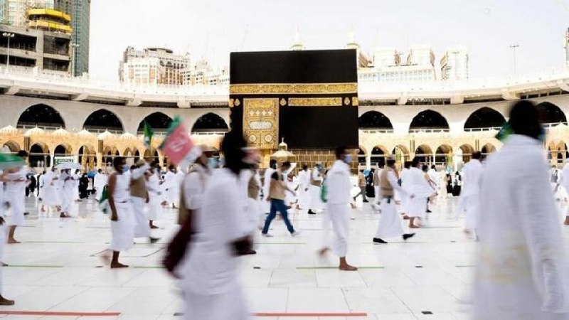UAE: உம்ரா, ஹஜ் செல்லும் பயணிகளுக்கு தடுப்பூசி கட்டாயம்..!! முன்னெச்சரிக்கை நடவடிக்கைகளையும் வெளியிட்ட அமைச்சகம்..!!
