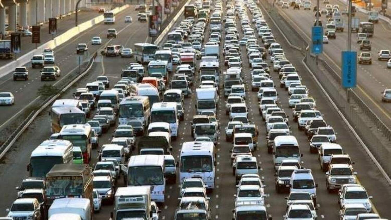 UAE: டிராஃபிக் இல்லாத பயணத்திற்கு தயாராகும் துபாய்.. புதிய கொள்கைக்கு துபாய் இளவரசர் ஒப்புதல்..!!