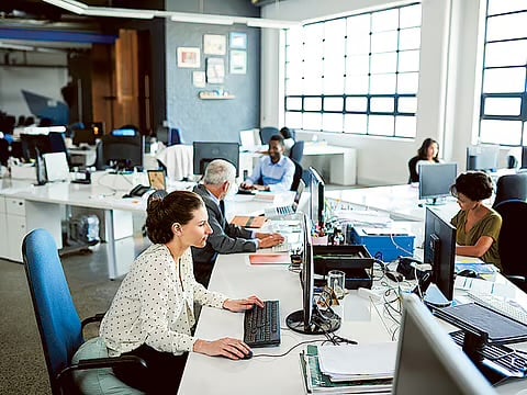 UAE: ரமலான் மாதத்தில் தனியார் துறைக்கு வேலை நேரம் குறைப்பு கட்டாயம்!! கூடுதல் நேர ஊதியத்தை கணக்கிடுவது எப்படி?