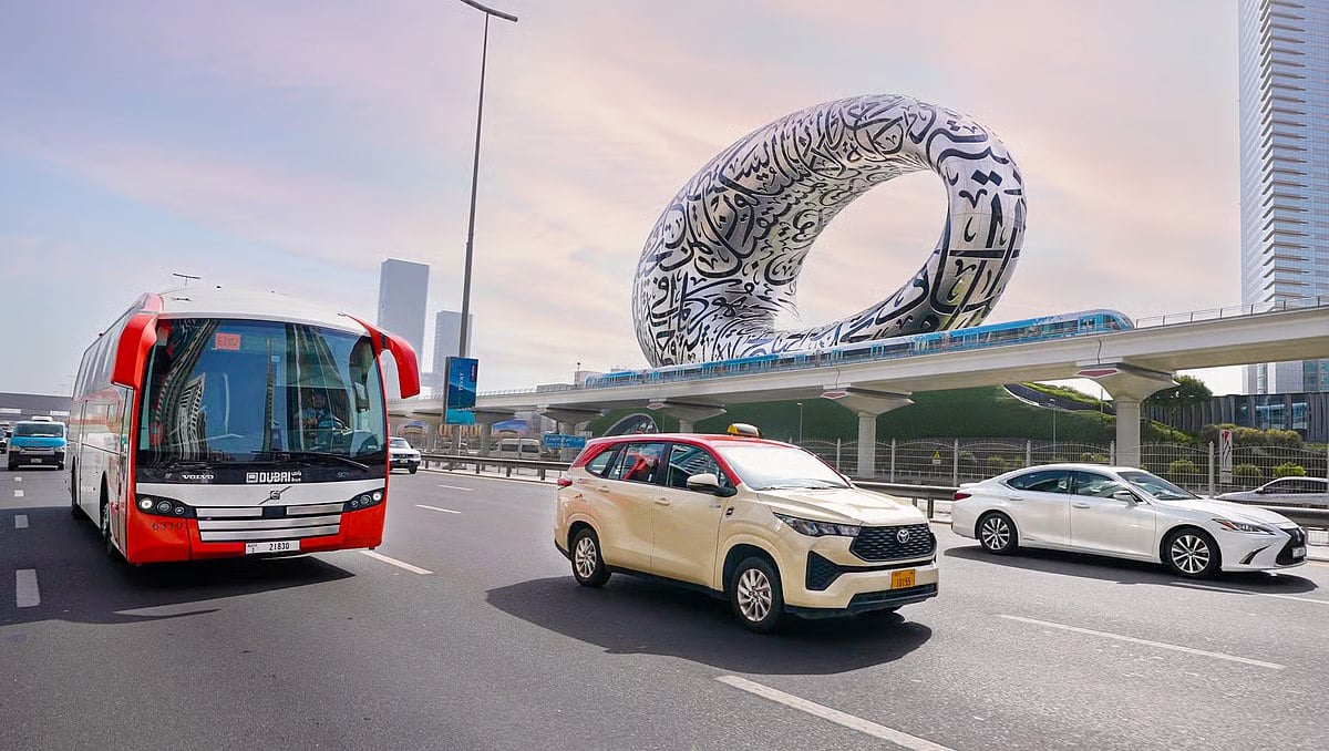 துபாய் பொதுப் போக்குவரத்தில் முன்னிலை வகிக்கும் மெட்ரோ.. 802 மில்லியன் பயணிகள் பதிவு..