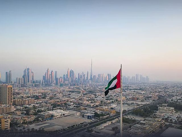 இன்றைய தாக்குதலில் 12 ஏவுகணைகள், 17 ட்ரோன்களை வெற்றிகரமாக முறியடித்த அமீரகம்!!