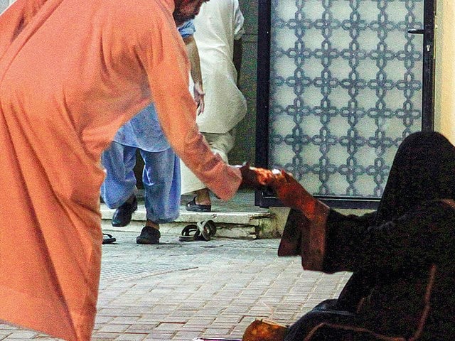 UAE: ரமலான் மாதத்தில் 118 பிச்சைக்காரர்களை கைது செய்த அபுதாபி காவல்துறை