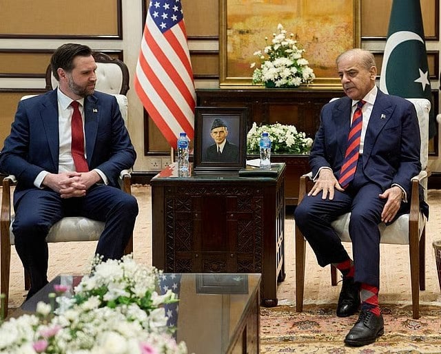 இரண்டாவது சுற்று நேரடிப் பேச்சுவார்த்தைகளுக்கு தயாராகும் அமெரிக்கா மற்றும் ஈரான்..!!