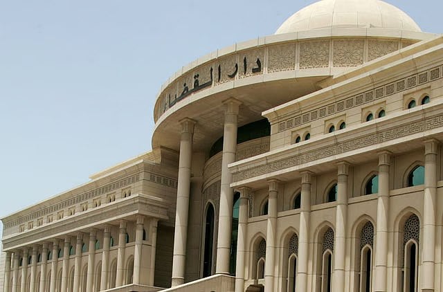 UAE: வில்லாவில் இருந்து ACயைத் திருடிய நபர்.. நாடு கடத்த உத்தரவிட்ட நீதிமன்றம்!!