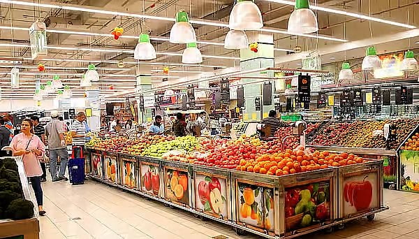 UAE: அத்தியாவசிய பொருட்களை மலிவு விலையில் வாங்க அரசின் புது முயற்சி..!! வெவ்வேறு கடைகளின் விலையை ஒப்பீட்டு பார்க்க புதிய தளம்..