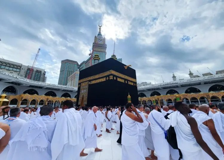 ஹஜ் 2026: 1.5 மில்லியனுக்கும் அதிகமான மக்கள் வருகை.. கடுமையான வெப்பத்திற்கு மத்தியிலும் கடந்த ஆண்டின் வருகையை மிஞ்சிய சாதனை!!